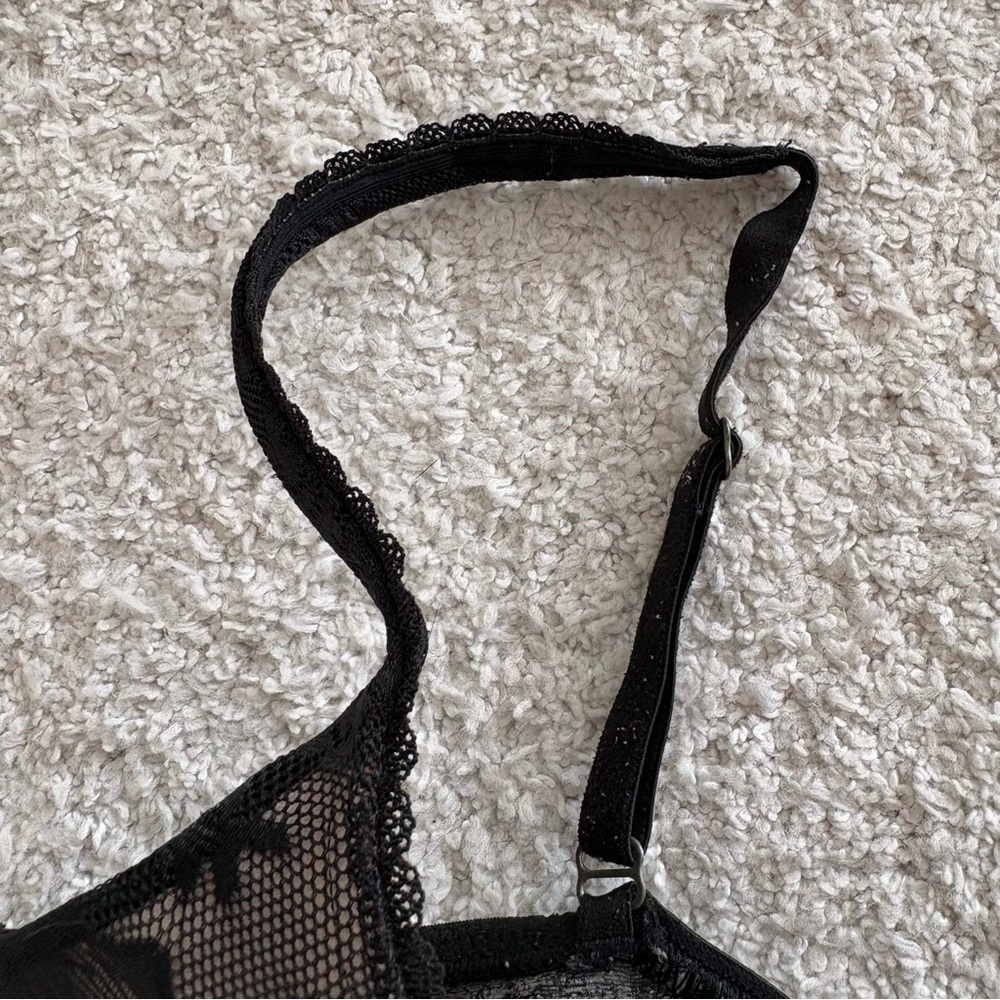 Victoria's Secret Body by Victoria Push Up Black Lace Bra - Picture 3 of 13